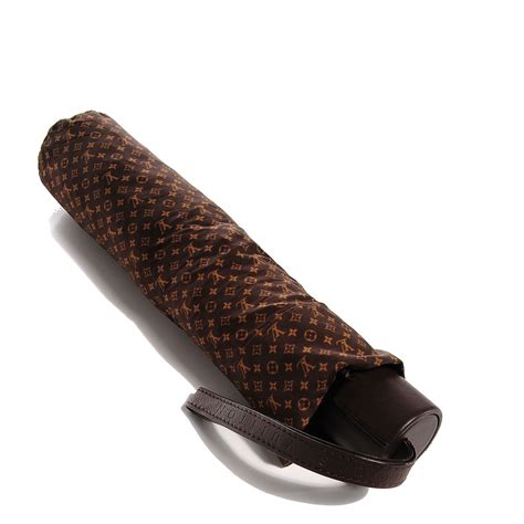 louis vuitton small umbrella|Louis Vuitton umbrella monogram.